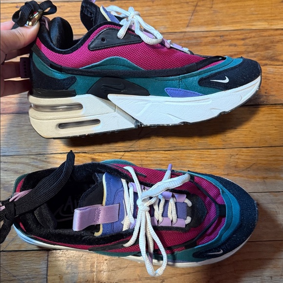 Nike Air max Furyosa NRG In Green, Raspberry Red and black colorway - Picture 2 of 5